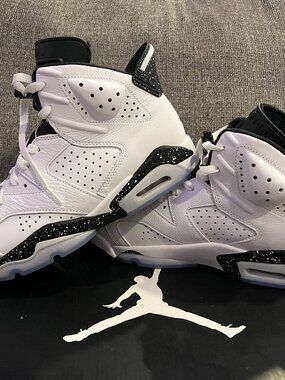🔥 Air Jordan 6 Reverse Oreo – Size 9 Men – Brand New (B-Grade) 🔥